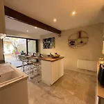 Ferienhaus L Ecrin De Gambetta - Maison Cosy Intra-muros Avec Parking Inclus Aigues-Mortes