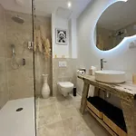 L Ecrin De Gambetta - Maison Cosy Intra-muros Avec Parking Inclus Aigues-Mortes