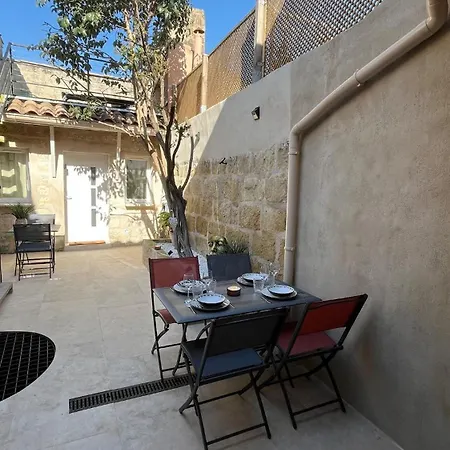 L Ecrin De Gambetta - Maison Cosy Intra-muros Avec Parking Inclus Prázdninový dům Aigues-Mortes